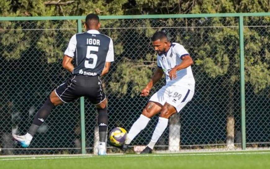 "Neftçi" "İmişli" ilə oyunda da xal itirdi, "Qarabağ" "Sumqayıt"a qarşı